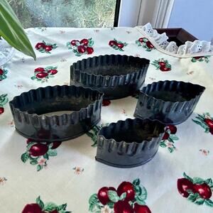 Vintage French Fluted Biscuit Cutters Set of 4 Oval Nesting